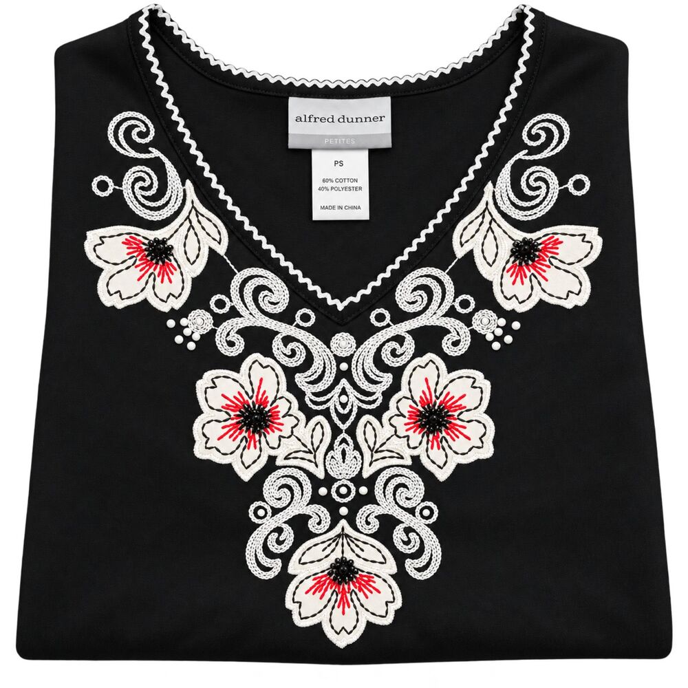 Cute Goth Cottage Goth Top Dark Fairy Floral Black Red White V-neck T Shirt